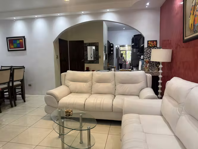 A la venta hermosa casa en Residencial La Maravilla Alajuela - Imagen 2