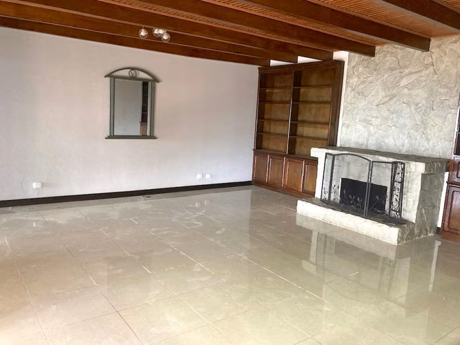 Casa de Lujo en Alquiler con Espectaculares Vistas en Bello Horizonte de Escazú - Imagen 9
