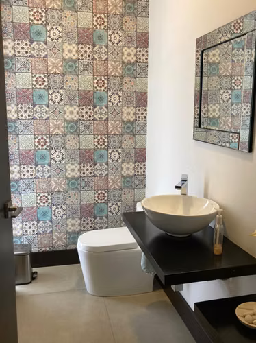 EXCLUSIVA RESIDENCIA EN POZOS DE SANTA ANA