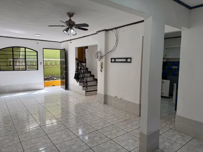 Venta Propiedad de Inversión con 3 Apartamentos Independientes en Moravia 23839 - Imagen 16