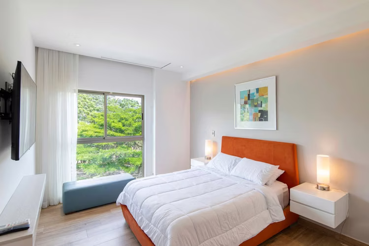 Alquiler con Lujo, Diseño y Ubicación en Rohrmoser | 2 Hab | 2 Parqueos | Amueblado - Imagen 13