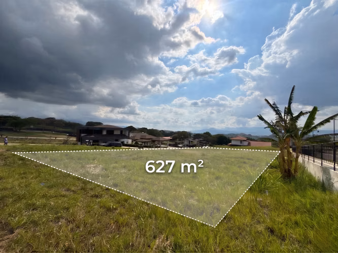 VENTA DE LOTE 627 m² EN HACIENDA ESPAVEL, LA GUÁCIMA, ALAJUELA