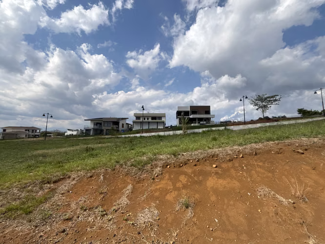 VENTA DE LOTE 627 m² EN HACIENDA ESPAVEL, LA GUÁCIMA, ALAJUELA - Imagen 4