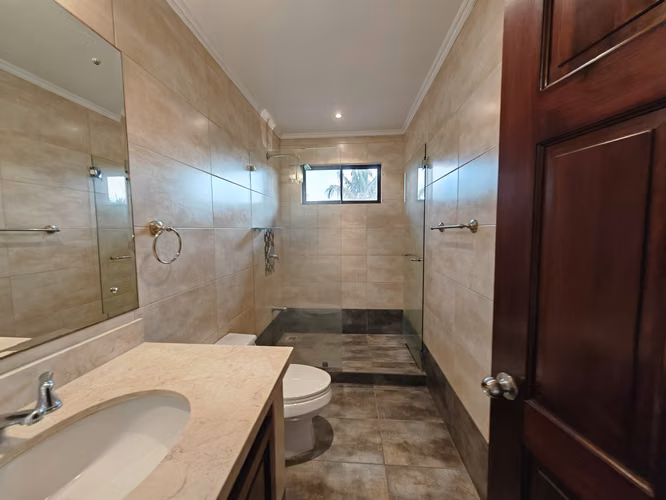 CASA ESQUINERA EN VENTA EN ALMERIA, POZOS DE SANTA ANA - Imagen 13