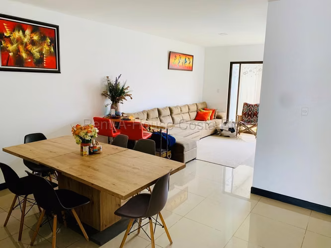 Venta de Casa en el Guarco el Tejar