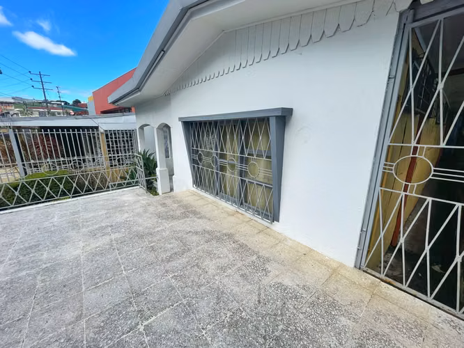 Se vende solo terreno, uso mixto en Barrio La Pitahaya! P426 - Imagen 11