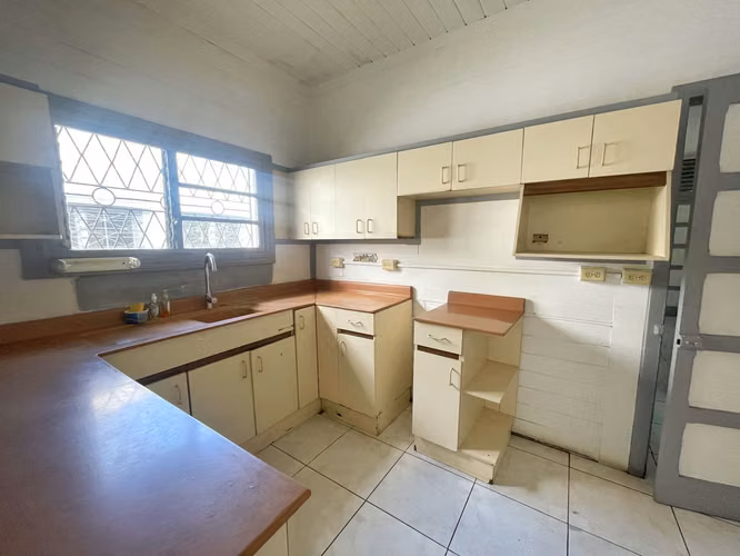 Se vende solo terreno, uso mixto en Barrio La Pitahaya! P426 - Imagen 2