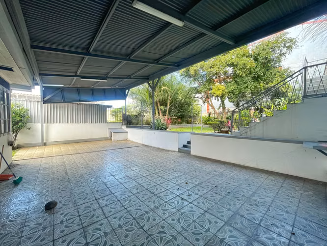 Se vende solo terreno, uso mixto en Barrio La Pitahaya! P426 - Imagen 13