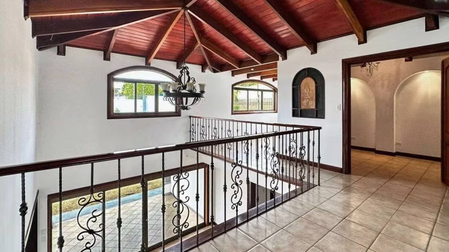 Se vende espectacular casa en Grecia -Alajuela - Imagen 14