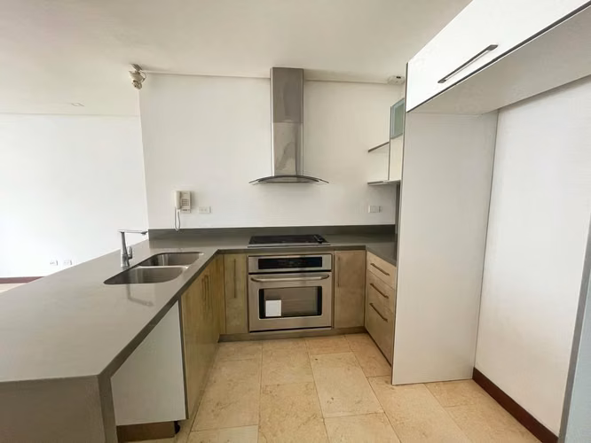 Fino apartamento en venta en Rohrmoser! P550