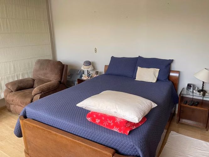 Venta casa en Residencial Los Anonos, Escazú  Urbanización cerrada muy segura