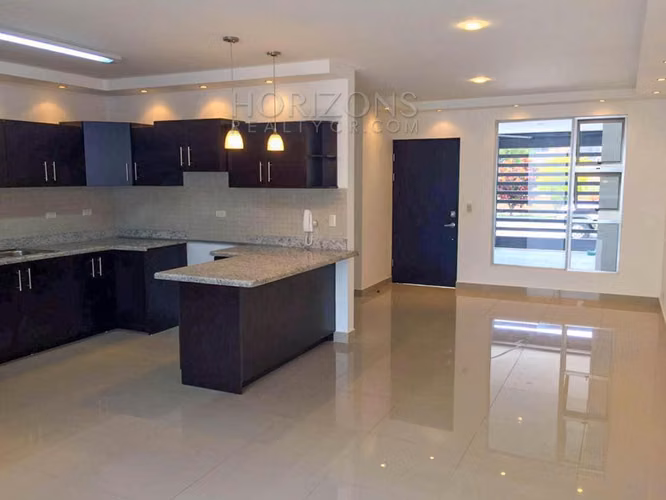 Casa Independiente en Venta en Rohrmoser San José 3 Habitaciones con NJA892 - Imagen 2
