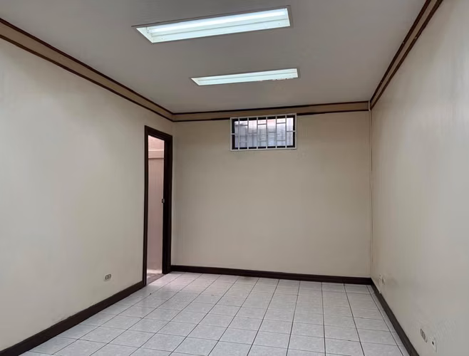 Alquiler de Edificio de Oficinas en Escalante