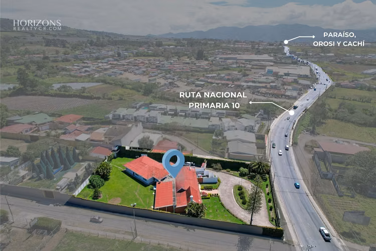PROPIEDAD COMERCIAL CON CASA FRENTE A CARRETERA NACIONAL PRIMARIA 10 NJC01