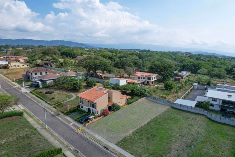 Lote de 509m2 en Venta en Condominio de La Guácima Topografía plana y NJA1114 - Imagen 1