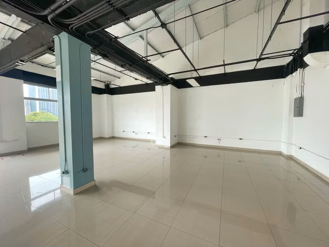 EDIFICIO COMERCIAL EN ALQUILER EN BARRIO ESCALANTE  – IDEAL PARA CLÍNICAS, UNIVERSIDADES, INSTITUCIONES Y CORPORATIVOS P619 - Imagen 15