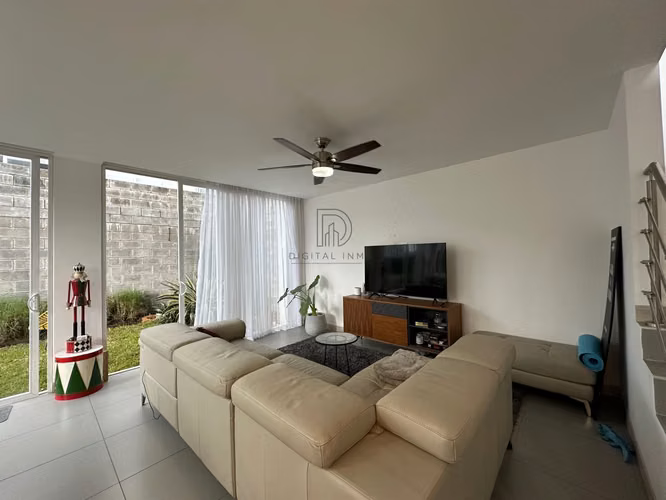 Casa Premium en Alquiler en La Arboleda Belén | 3 Habitaciones | Patio Amplio | Amenidades Top - Imagen 2