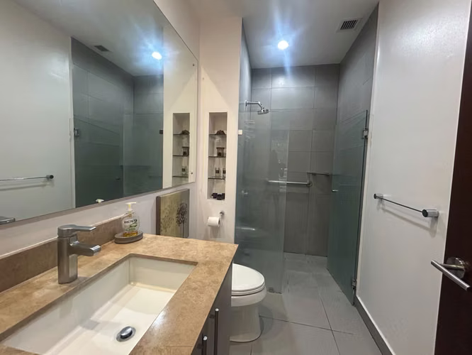 Alquiler de Apartamento amueblado Distrito Cuatro, Escazu, San José