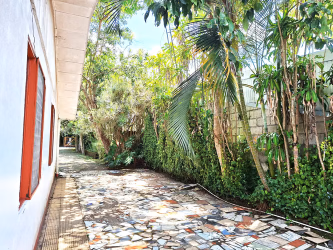  Casa para Remodelar + 2 Galerones en Terreno Amplio( HR 1356 ) - Imagen 6