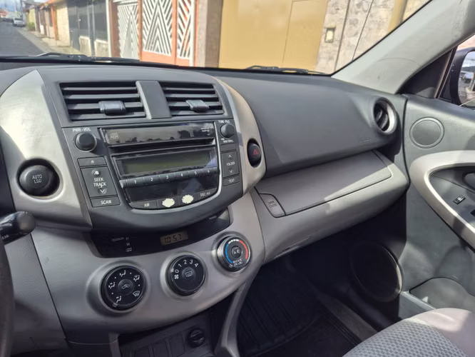 Toyota Rav4 - Imagen 13