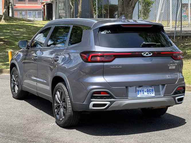 CHERY TIGGO 8 - Imagen 4