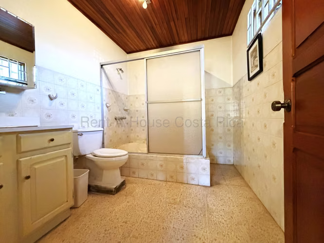 Venta de Casa con apartamento independiente en Alajuela - Imagen 14