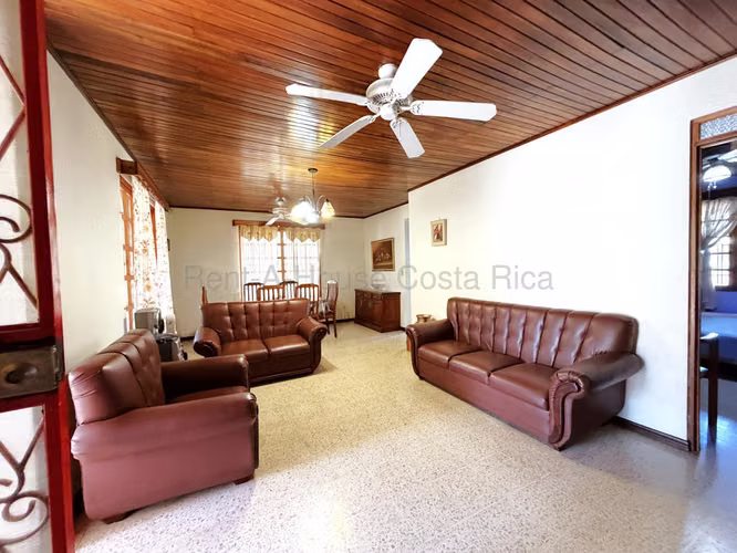 Venta de Casa con apartamento independiente en Alajuela - Imagen 5