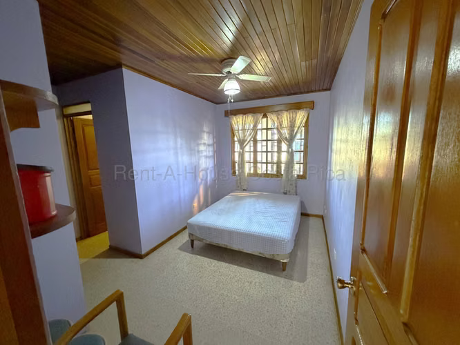 Venta de Casa con apartamento independiente en Alajuela - Imagen 12