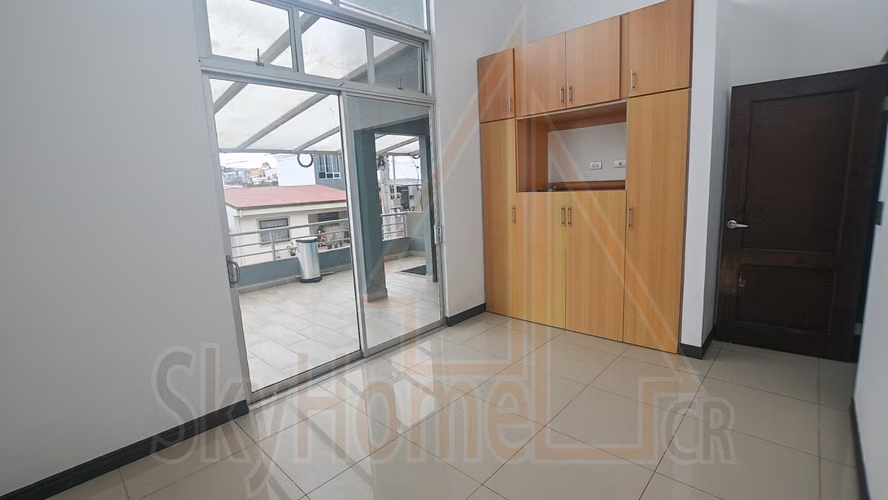 1250 / Casa / Venta / Lomas de Montes de Oca / 3 habitaciones / Mezzanine - Imagen 10