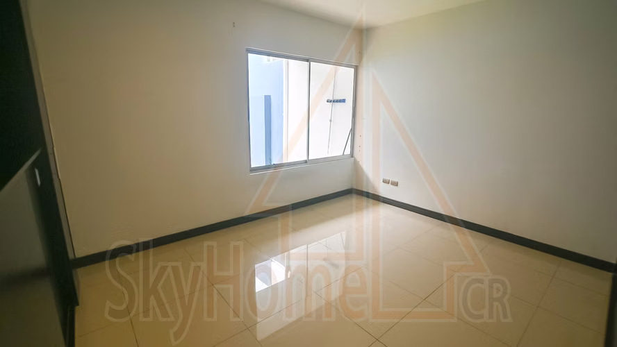 1250 / Casa / Venta / Lomas de Montes de Oca / 3 habitaciones / Mezzanine - Imagen 14