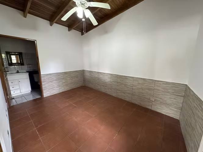 Local Comercial en Santa Ana - Imagen 13