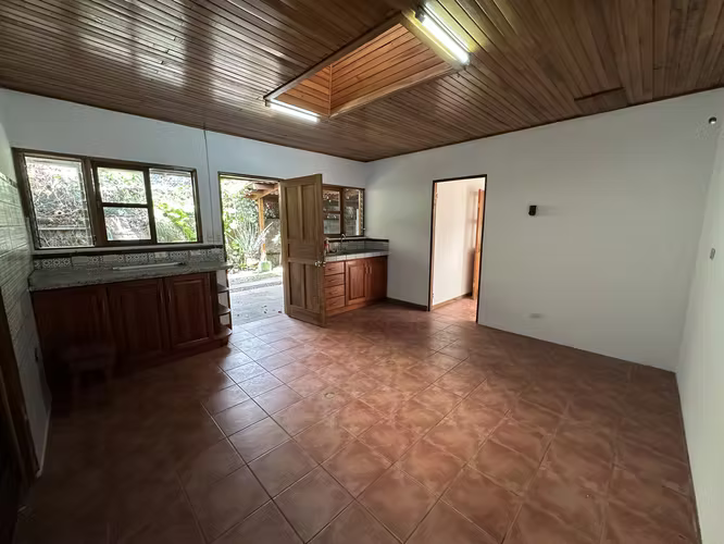 Local Comercial en Santa Ana - Imagen 7