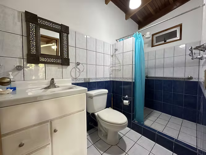 Local Comercial en Santa Ana - Imagen 14