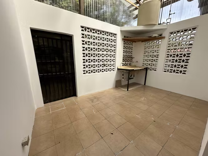 Local Comercial en Santa Ana - Imagen 9