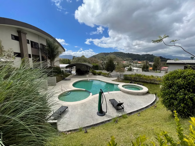 Apartamento en venta con vista a las montañas y excelente ubicación #23-2150 GS - Imagen 7