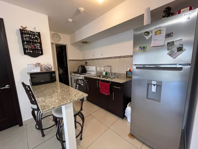 Apartamento en venta con vista a las montañas y excelente ubicación #23-2150 GS - Imagen 3