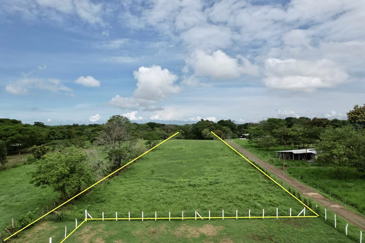 VENTA  Lote Residencial y Comercial,  Esparza, Puntarenas  (FAU) - Imagen 2