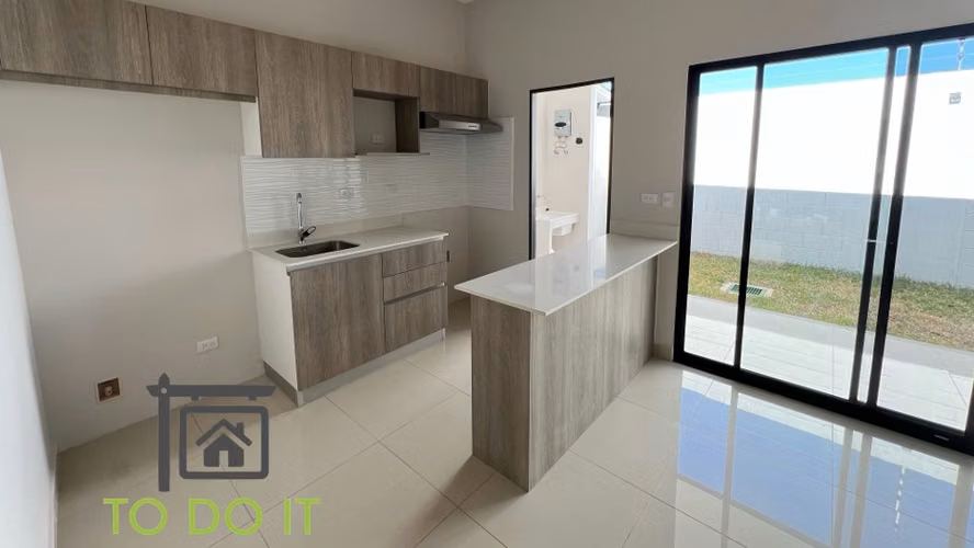 EXCELENTE CASA- PARA SEGUIR ESTRENANDO !! - Imagen 3