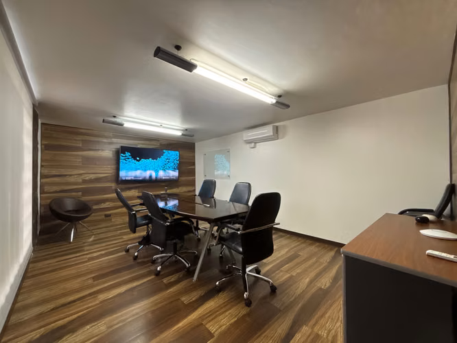 ALQUILER DE 2 OFICINAS EQUIPADAS EN BARRIO DENT, SAN JOSÉ - Imagen 7