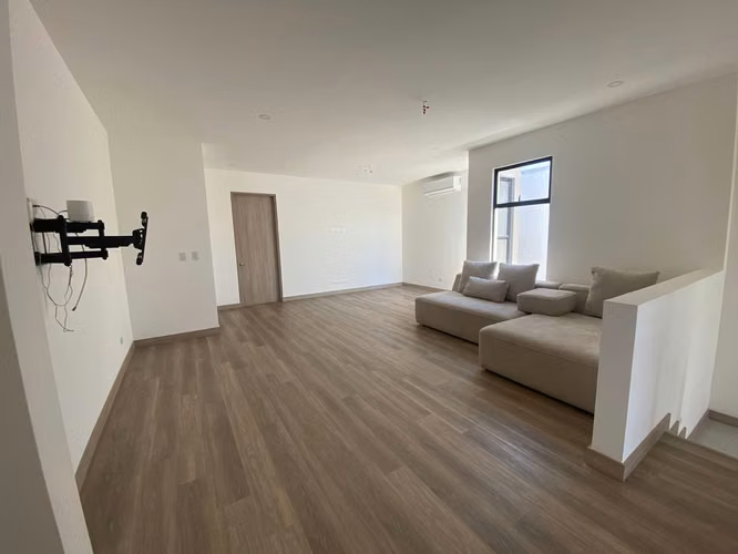 Venta de condominio nuevo, 1 año de construido, bello!! - Imagen 3