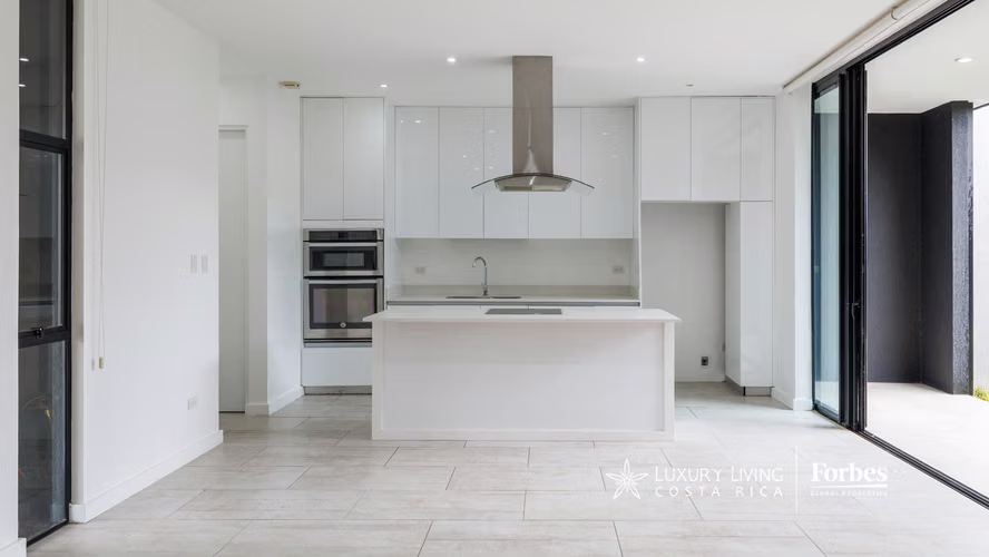 21443 - Casa 3 habitaciones, un nivel con jardín y piscina, Santa Ana