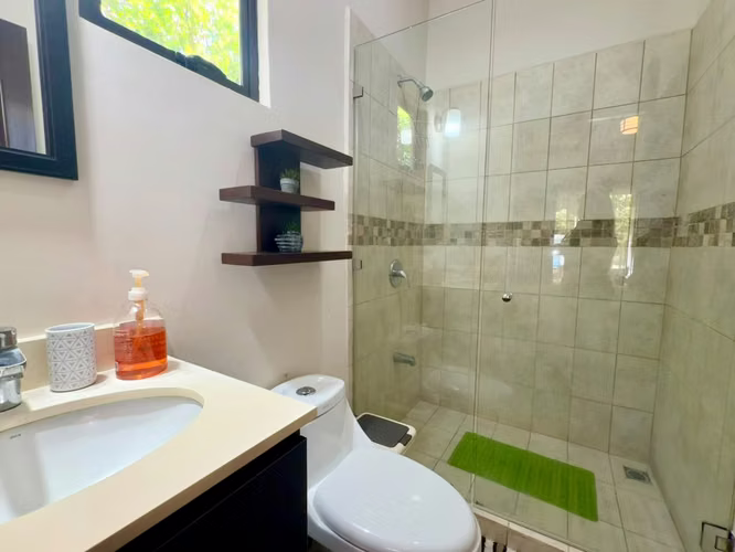 EN RENTA – RESIDENCIA EXCLUSIVA EN LOMA VERDE, SANTA ROSA, TAMARINDO - Imagen 10