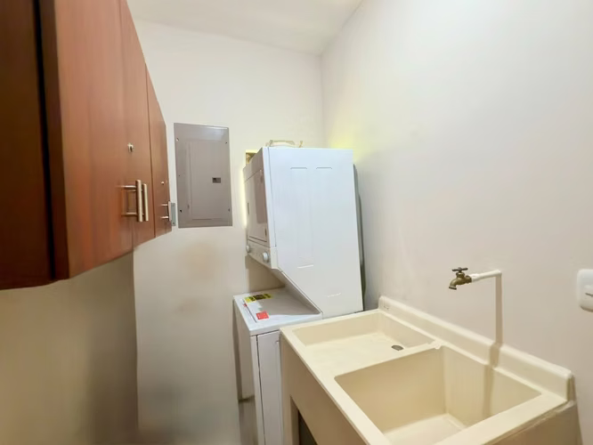 EN RENTA – RESIDENCIA EXCLUSIVA EN LOMA VERDE, SANTA ROSA, TAMARINDO - Imagen 13