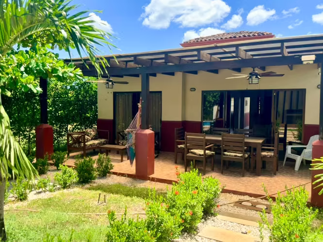 EN RENTA – RESIDENCIA EXCLUSIVA EN LOMA VERDE, SANTA ROSA, TAMARINDO - Imagen 2