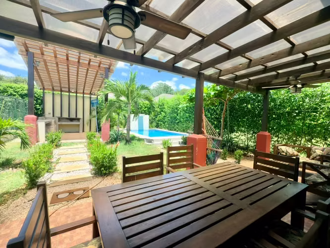 EN RENTA – RESIDENCIA EXCLUSIVA EN LOMA VERDE, SANTA ROSA, TAMARINDO - Imagen 3