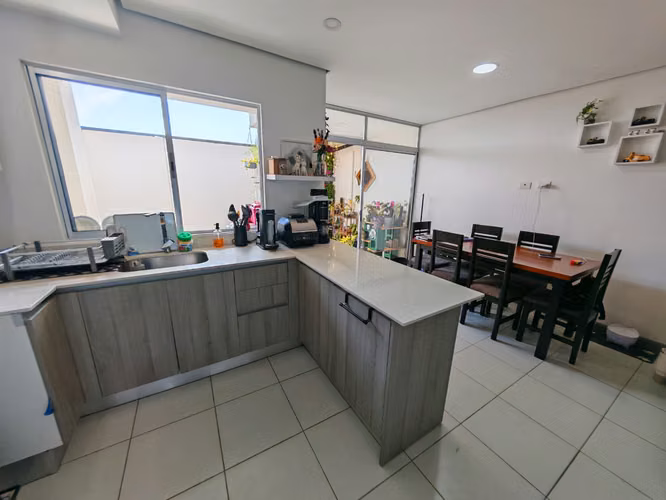 Compre casa con solo 4 millones de colones - Casa en Mo Living - Imagen 5