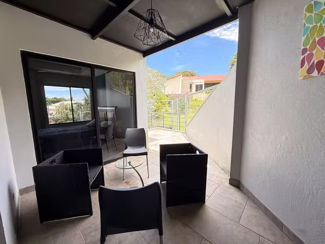 Venta de EXCLUSIVA casa en San Isidro de Heredia $495.000 - Imagen 16