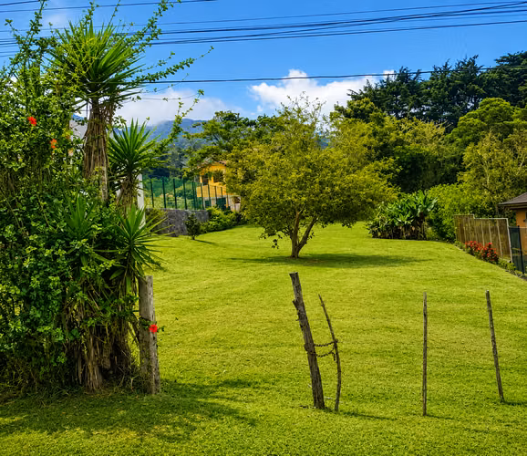  LOTE EN SAN ISIDRO DE HEREDIA 