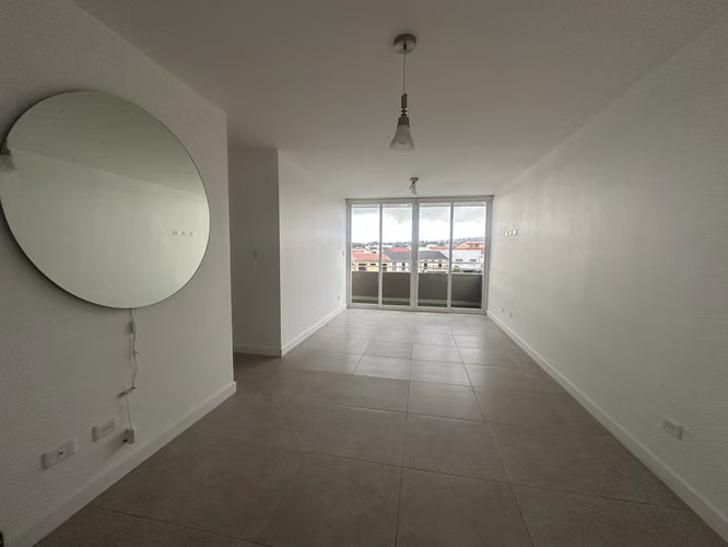 Alquilo  Apartamento Piso 7 full extras / doble balcón / Monte Alto Curridabat - Imagen 11