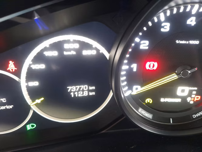 PORSCHE CAYENNE E-HYBRID - Imagen 10